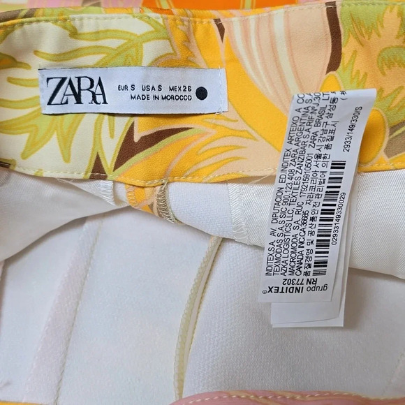 Zara Gold Yellow Floral High Waist Short SzS - Picture 11 of 12